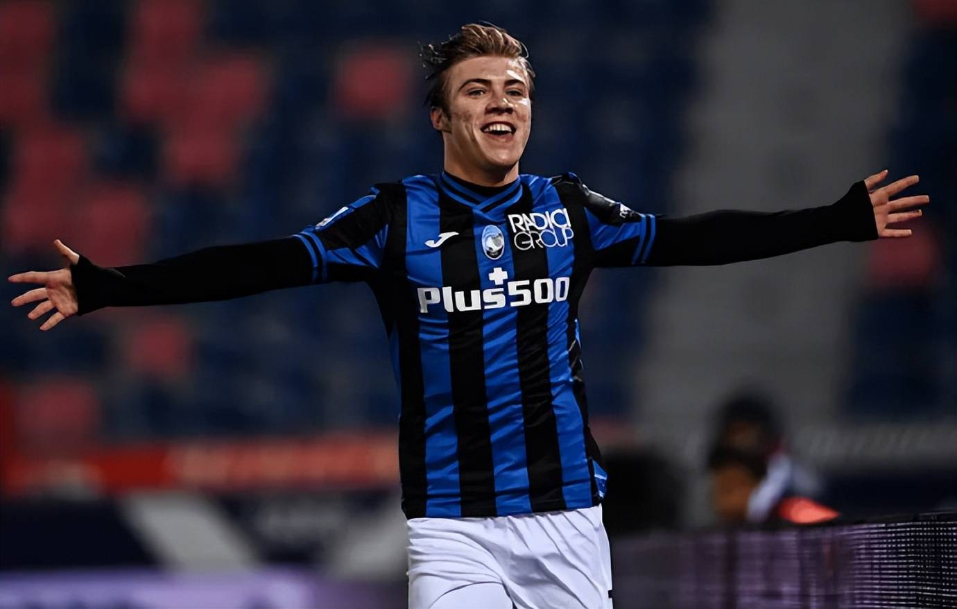 包含冲刺阶段突围战来临，莱比锡围绕意大利杯单刀错失，引发热议，年轻球员得到机会的词条