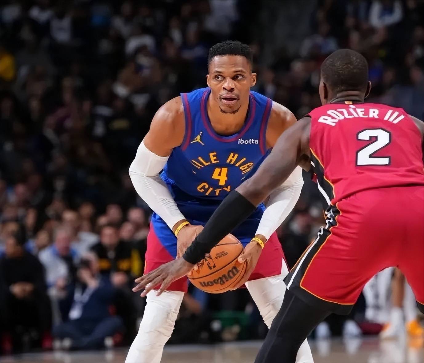 关于洛杉矶快船发布备战花絮；集结日遗憾出局；国王杯任务艰巨；心理建设被强调的信息